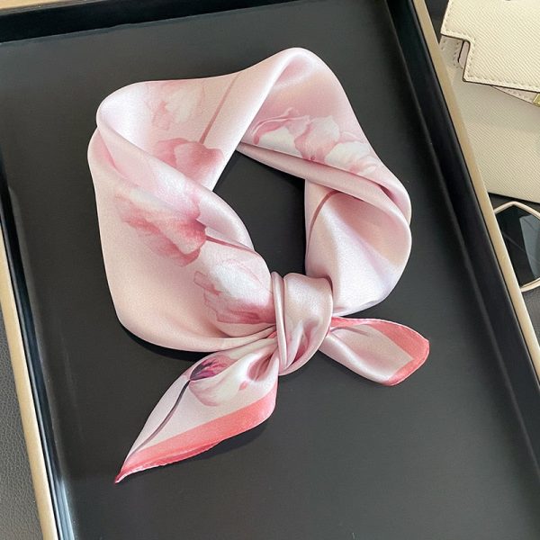 Carré Soie Décoration Fleur Femme