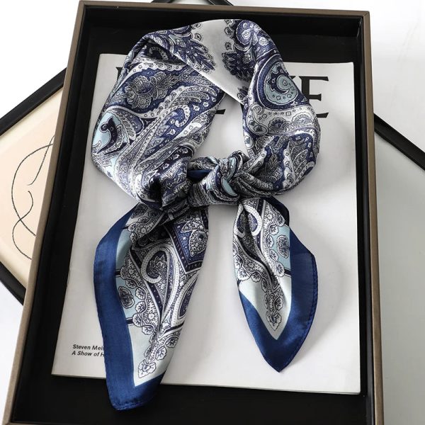 foulard carré chic foulard trend