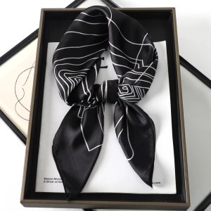 Carré 100% Soie Foulard Trend